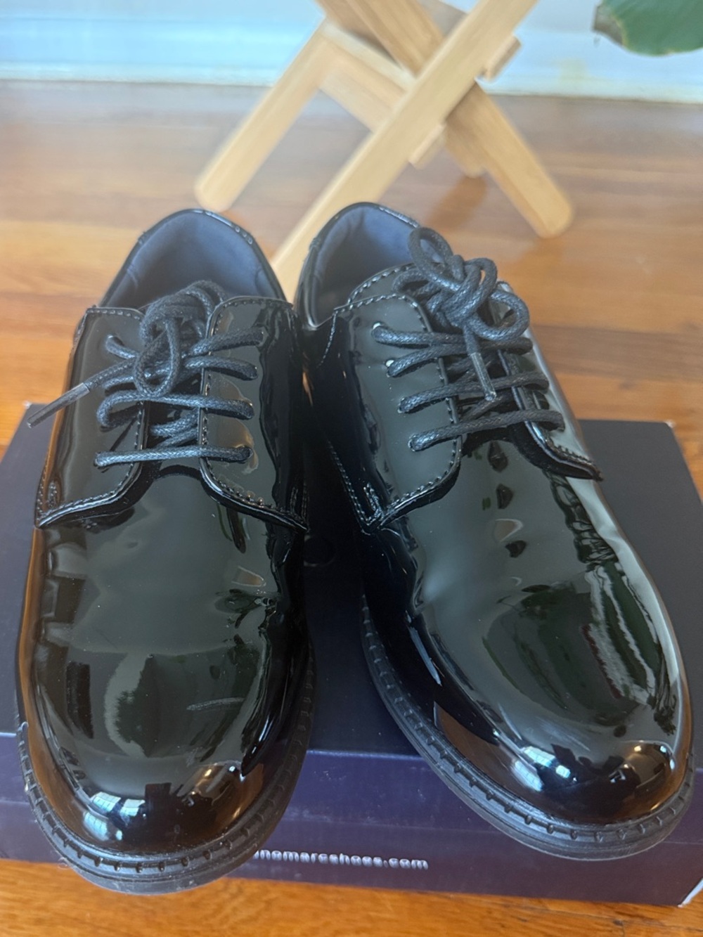 Bruno Marc - Boys Patent Leather Dress shoes - Size 3